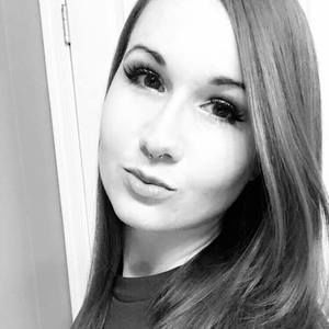 Meet your Posher, Kasie